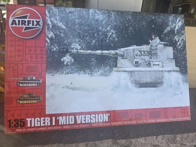 LEVEL 3 MODEL KIT TIGER I MID VERSION TANK 1/35 SCALE MODEL BY AIRFIX A1359