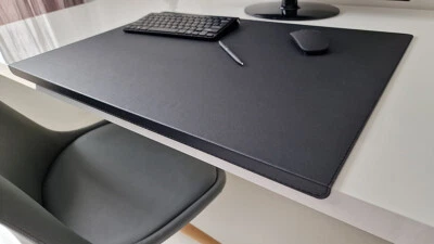 PROFI MATS PM Gewinkelte Schreibtischunterlage sanft lux Kunst Leder 70cm x 48cm Schwarz