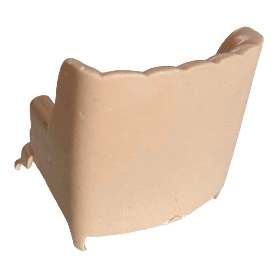 Sillón Marx Casa de Muñecas Miniatura Mueble Beige Silla Plástico Vintage 2.5" Foto 4 de 4