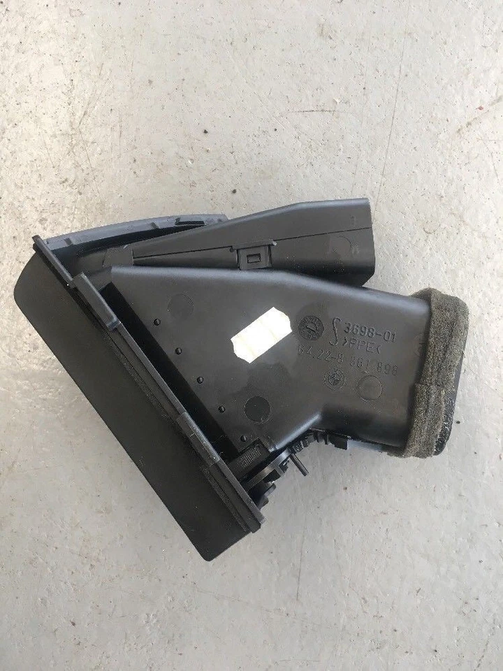 2001 - 2005 宝马 325i 325xi 330i 330xi 前乘客仪表板通风口原始设备制造商 6422836189 — 第 3/4 张图片