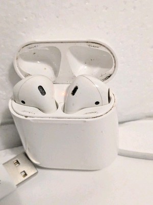 Apple AirPods 2nd Generation with Charging Case  N Charger Cable White