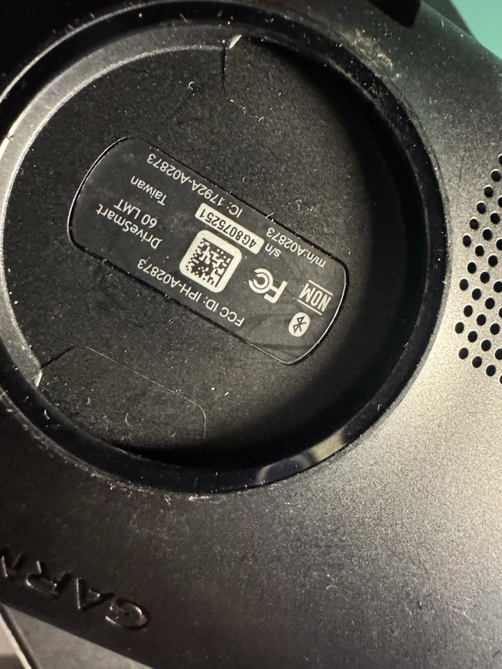 GARMIN NAVIGATION DRIVESMART 60 LMT GPS UNIT 6" SCREEN WITH TRAFFIC - Image 3 of 4