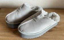UGG Women s size 6 Discoquette Slide Slipper Gray new without box Ugg plush