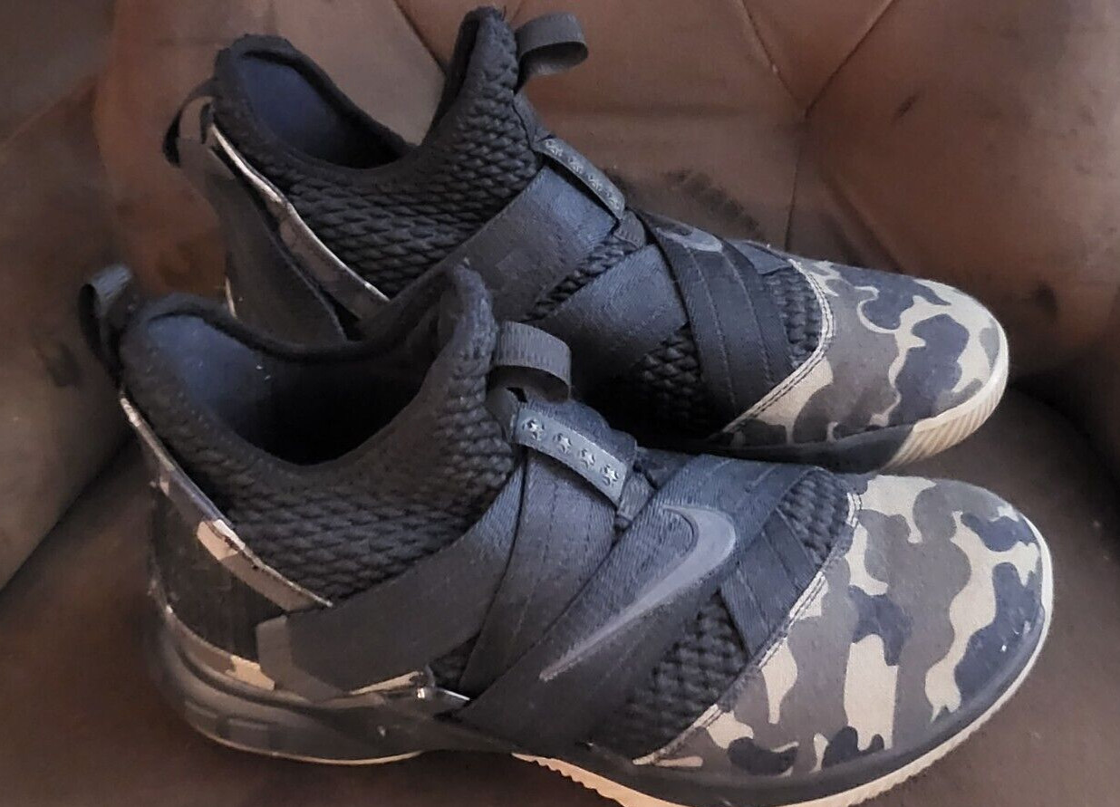 nike lebron soldier xii boys basketball shoe