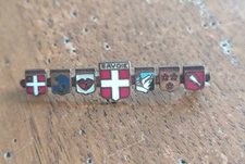 Old badge brooch enamel Savoy region / B143