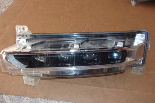 Purchase DRIVER SIDE HEAD LIGHT LAMP LEFT 1998-2002 LINCOLN NAVIGATOR AMBER CORNER SIGNAL In - Foto 3