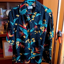 True Vintage Islander Hawaiian Shirt Large Tropical Floral Print Rayon 1990's