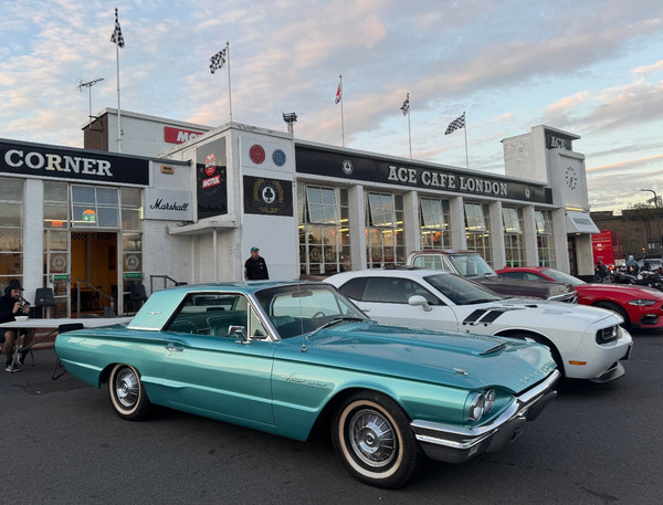 eBay - 1964 FORD THUNDERBIRD- stu...