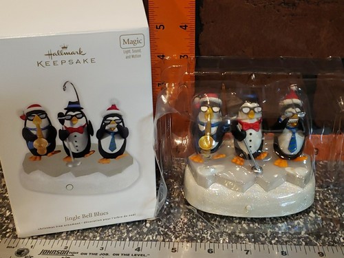 Hallmark Andenken Ornament Jingle Bell Blues Magie Licht Sound Bewegung Neu im Karton - Bild 5 von 10