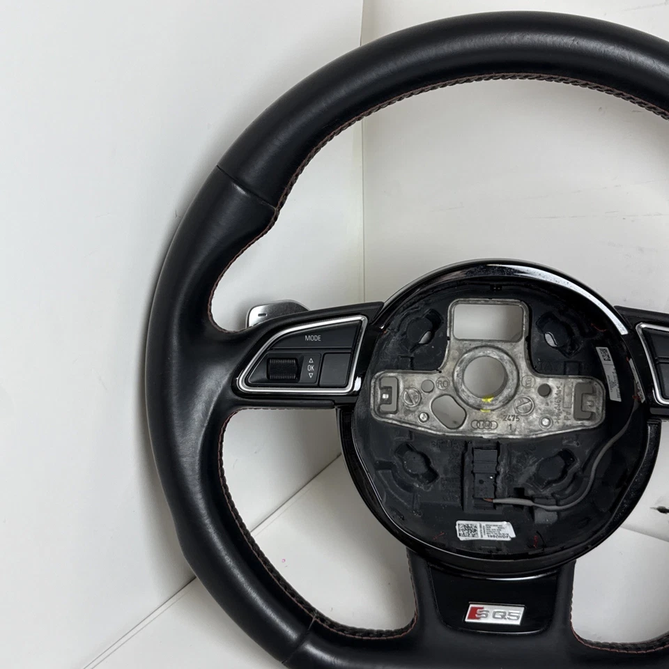 Audi SQ5 2017 fondo plano volante de cuero negro con puntada roja OEM Foto 3 de 4