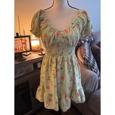 No Comment NWOT women's small green floral dress