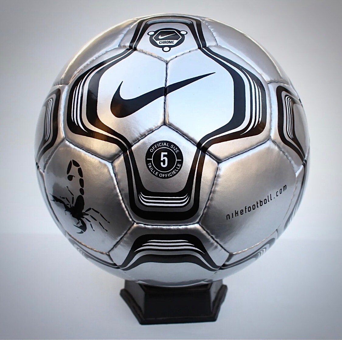 Nike Chrome Scorpion || Official Match Football | Ultra Rear Nike
