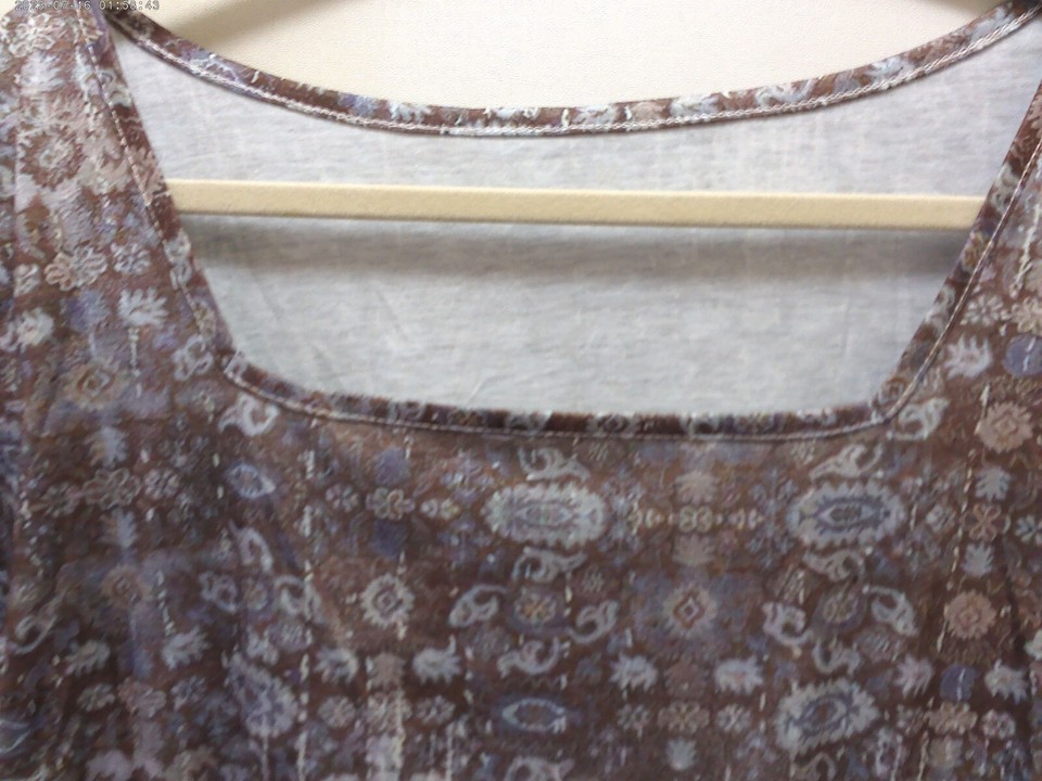 Women's Short Sleeve Graphic Print Khaki TShirt Size XXL (See sizing