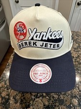 2024 Lids x Topps Player Chase Series 1 Derek Jeter Hat 1 of 216 Yankees Cal Pin