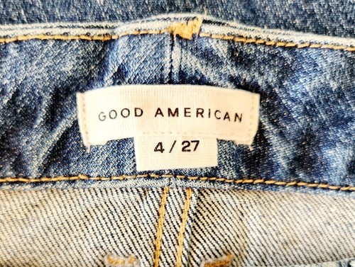 Pantalones de mezclilla azules ajustados Good American Good Classic con dobladillos deshilachados, talla 4/27 - Imagen 9 de 13