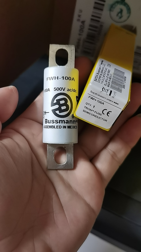 BUSSMANN FWH-70A SEMICONDUCTOR FUSE / 500V / 70A / NEW SURPLUS