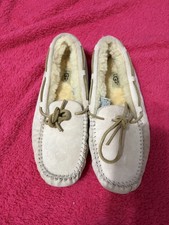 UGG Australia Women's Dakota Suede Moccasin Slippers - Cream/Sand