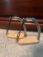 5 INCH PEACOCK STIRRUPS HORSE EQUESTRIAN SAFETY IRON FILLIS POLISH STIRRUPS