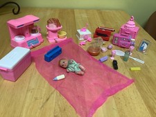 Lote de cuerda accesorios Barbie vintage años 80, platos, bebé, refrigerador,