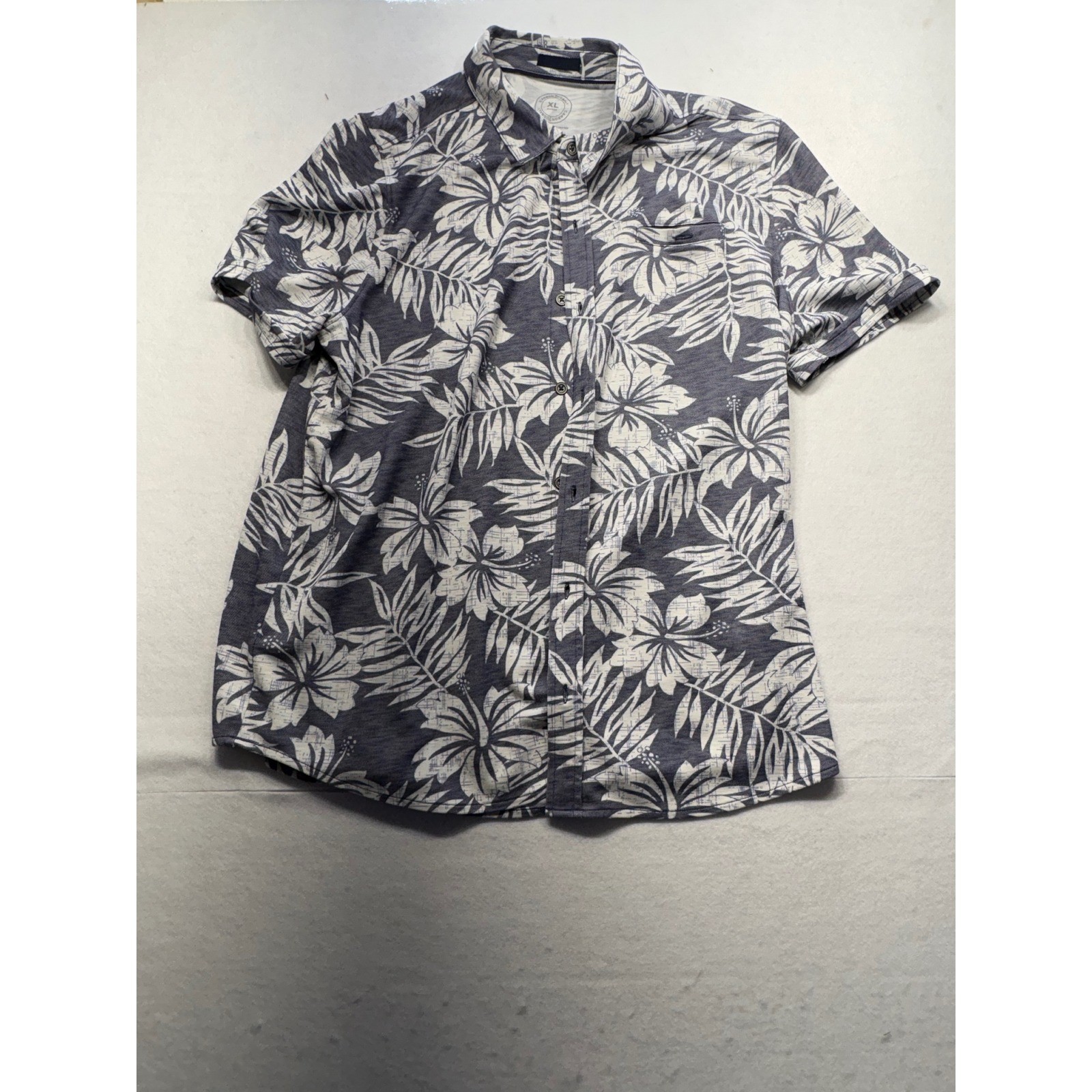 Carbon 2 Cobalt Mens XL Floral Short Sleeve Button Up Shirt Navy White Casual