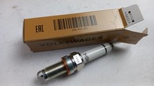Original AUDI A1 8X A4 B9 Q2 VW Golf 7 Passat Polo Zündkerze TSI 04E905602