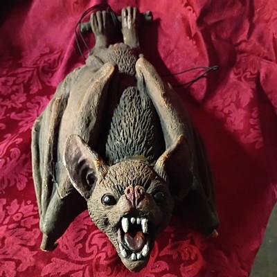  Vintage Vampire Dracula Bat Large 16  Cary Halloween Decoration