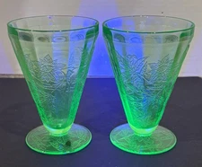 Two Jeanette Poinsettia Green Uranium Depression Glass Footed Tumbler 4-5/8”