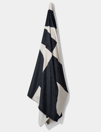 Geometry 60x80 Beach Blanket New With Tags Groove With Me As Pictures - Picture 17 of 18