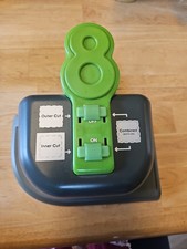 We R Memory Keepers Lucky 8 Paper Punch Retro Cut Flowers Scrapbooking Cutter