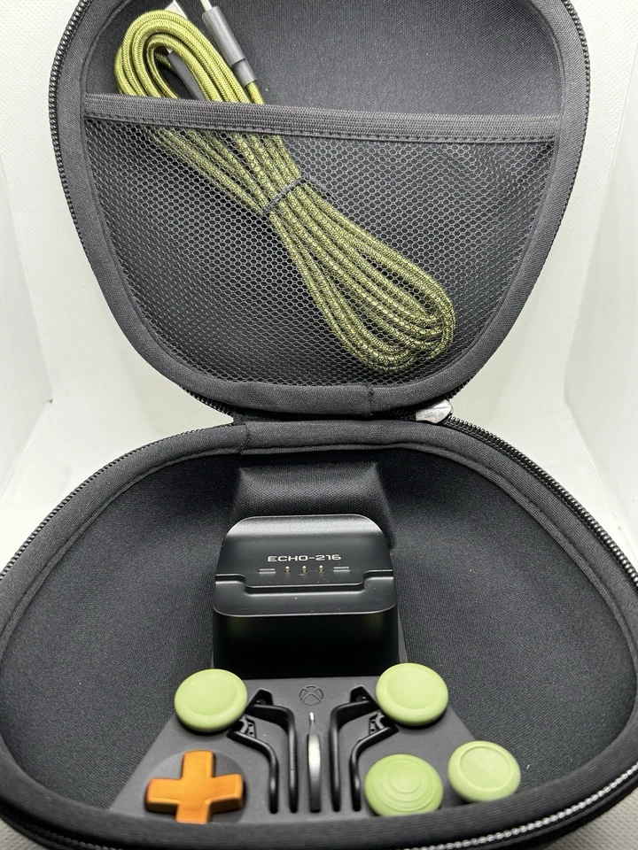 Xbox Elite Series 2 Halo Infinite Controller - Excellent Condition With Case - Image 3 of 4