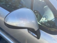 Retroviseur droit (ou coque) Peugeot 207