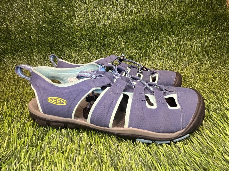 Keen Women's Clearwater CNX Waterproof Hiking Sandals Slip On -Blue Size 7