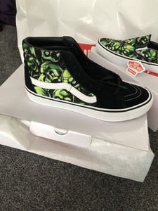 vans supreme skull pile