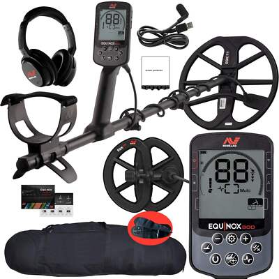 Minelab Equinox 900 Waterproof Multi-Frequency Metal Detector with 11'' and 6'' DD