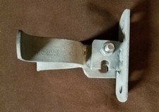 Wall Mount Gate Latch for 1-3/8 Chain Link Fence pipe, Lockable, Galvanized