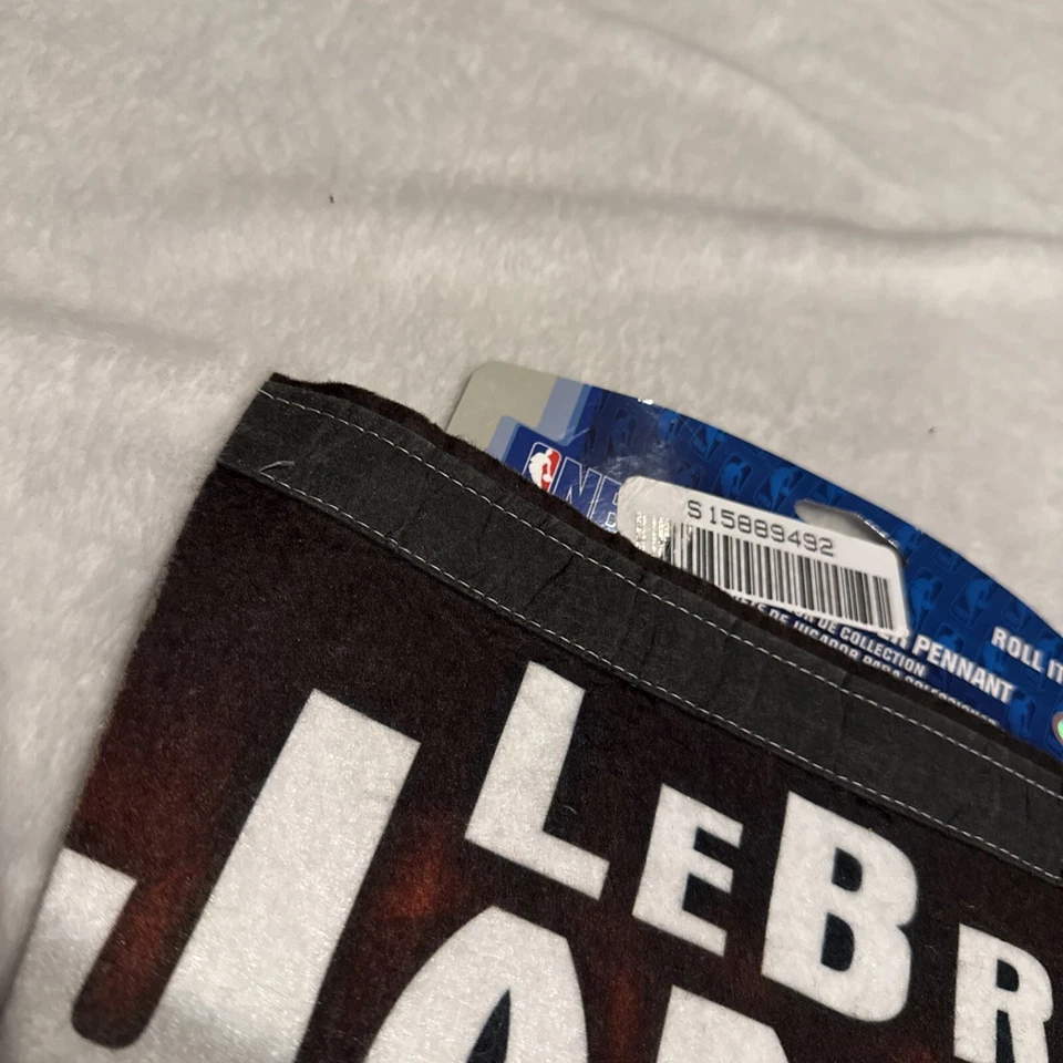 2012 WinCraft Sports NBA LeBRON JAMES MIAMI HEAT ROLL & GO PENNANT 29.5" x 11.5" - Image 2 of 4