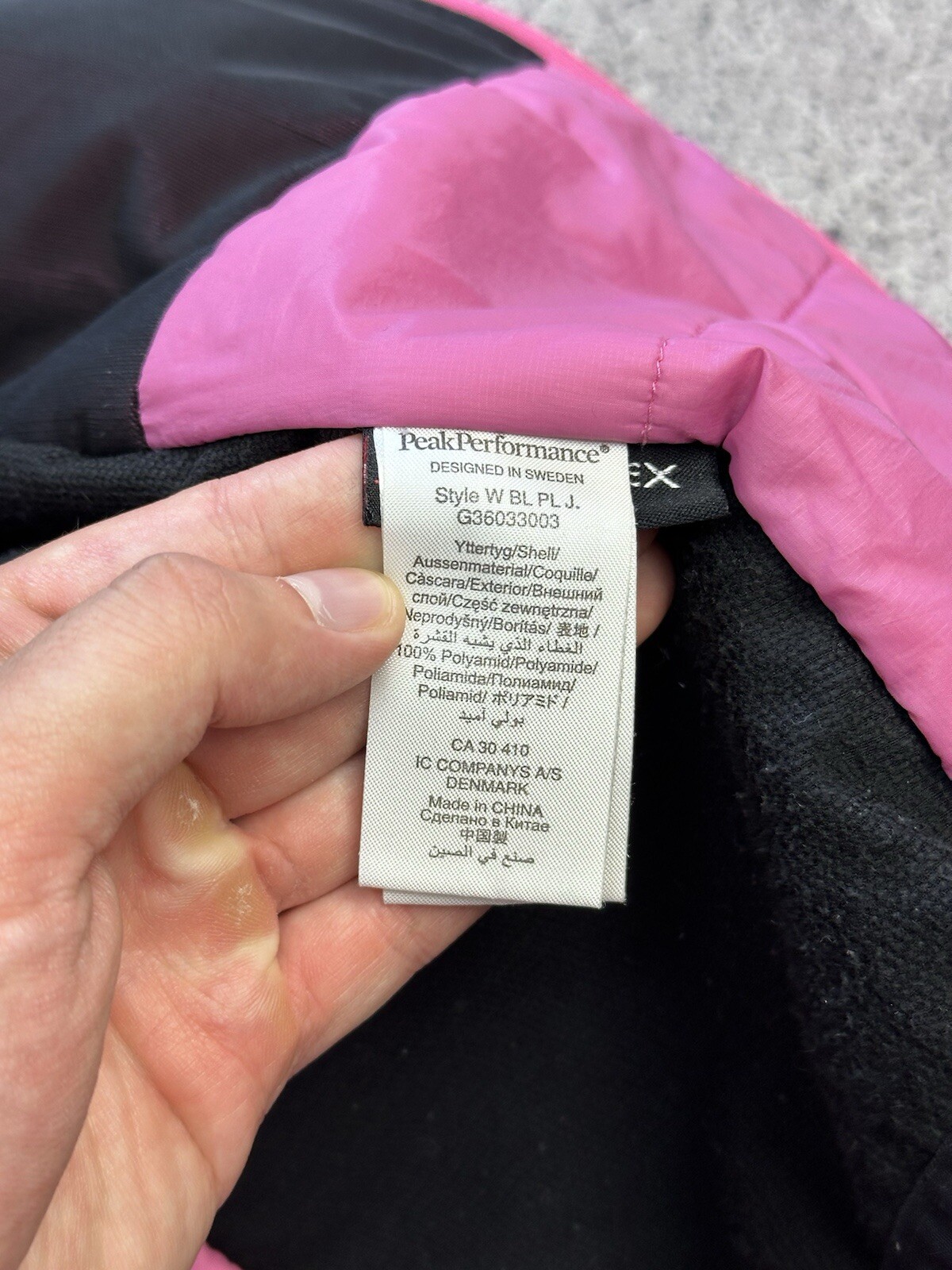 Peak Performance Women’s Puffer Jacket Primaloft … - image 10