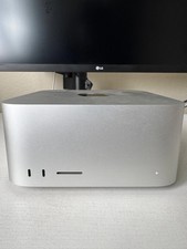 Apple Mac Studio M1 Max Chip A2615 10C CPU 24C GPU 32GB RAM 512GB SSD