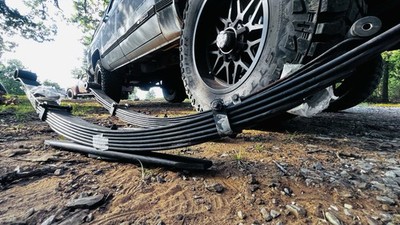 SQUARE BODY  GM TRUCK REAR Leaf Spring Assembly-4WD Super Lift 01-325
