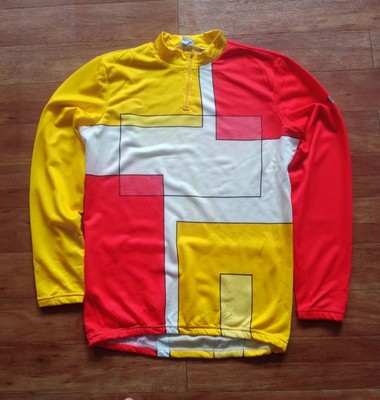 Napoleone vintage e le straordinarie cravatte firmate Iceberg