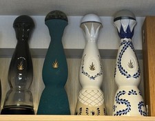 4 Botellas) Botellas Vacías Clase Azul 750ml Mezcal Dorado Guerreeo Anejo Reposado
