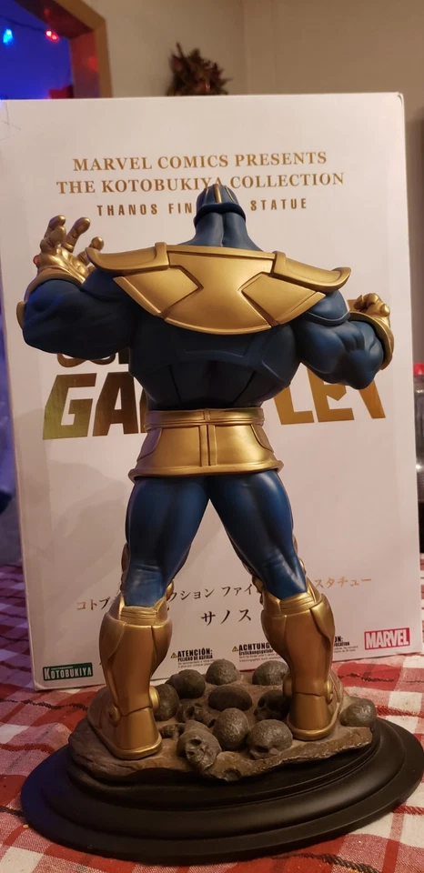 Kotobukiya Thanos Fine Art Statue  Marvel Infinity War Infinity Gauntlet - Image 4 of 4
