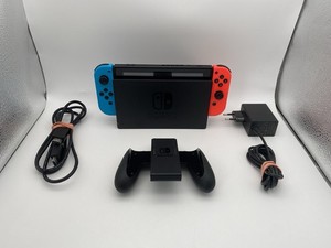 Nintendo Switch v2 Spielkonsole Neon-Rot/Blau - Display Top