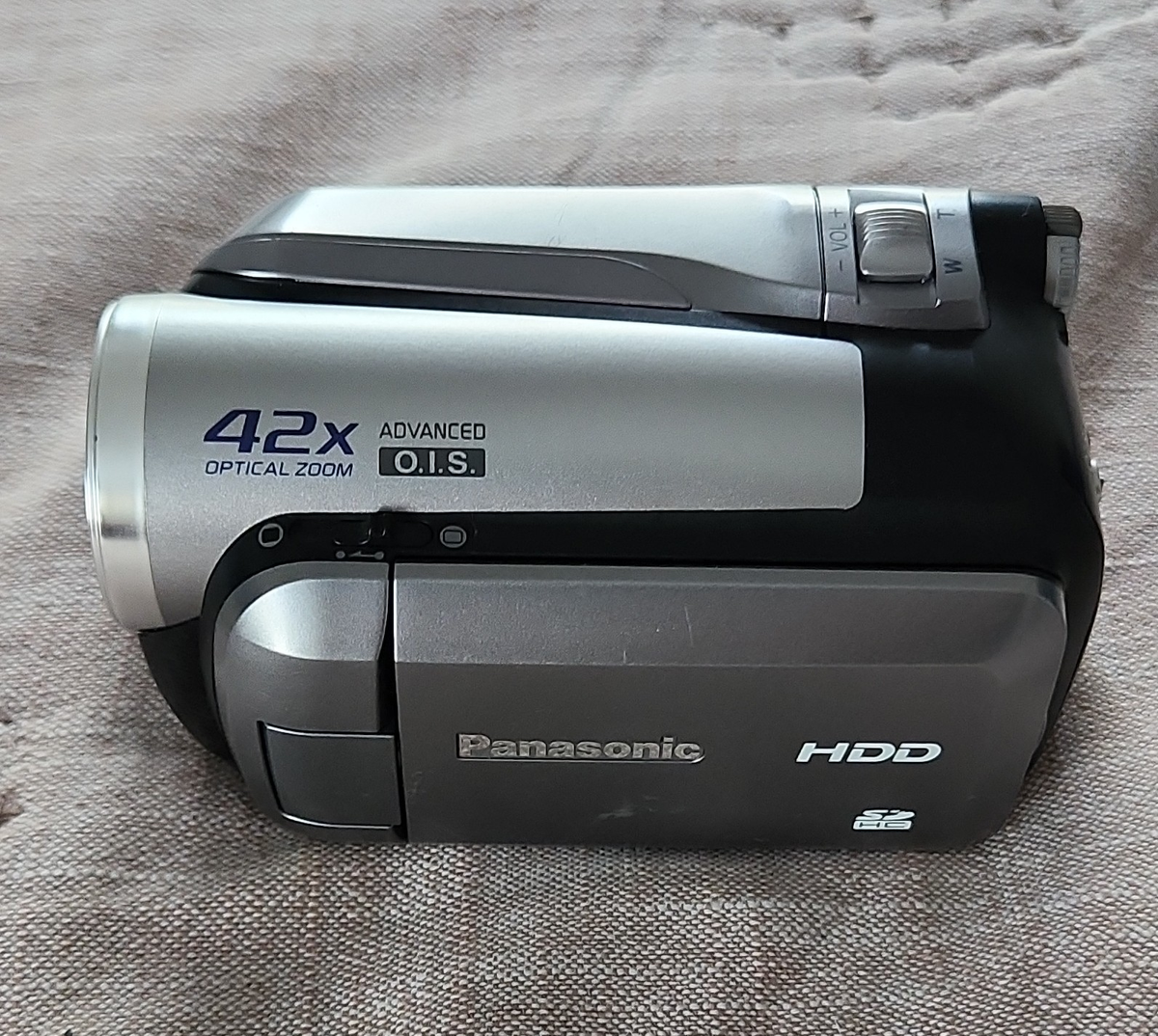 Panasonic SDR-H40P Camcorder 42x Optical Zoom Advanced O.I.S. HDD