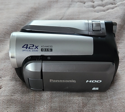 Panasonic SDR-H40P Camcorder 42x Optical Zoom Advanced O.I.S. HDD