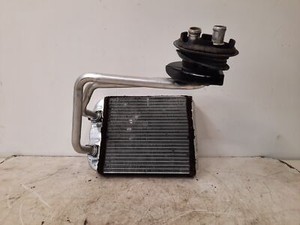 Wärmetauscher Heizung VW Transporter T5 Caravelle Amarok Touareg 7H1819121