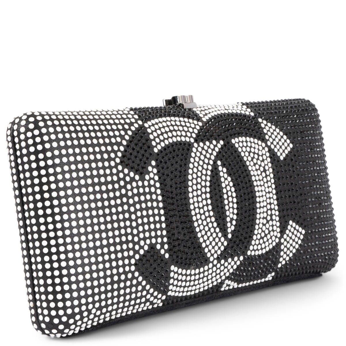 68882 auth CHANEL black & white 2015 15C DUBAI STRASS CC 68882 auth CHANEL black & white 2015 15C DUBAI STRASS CC