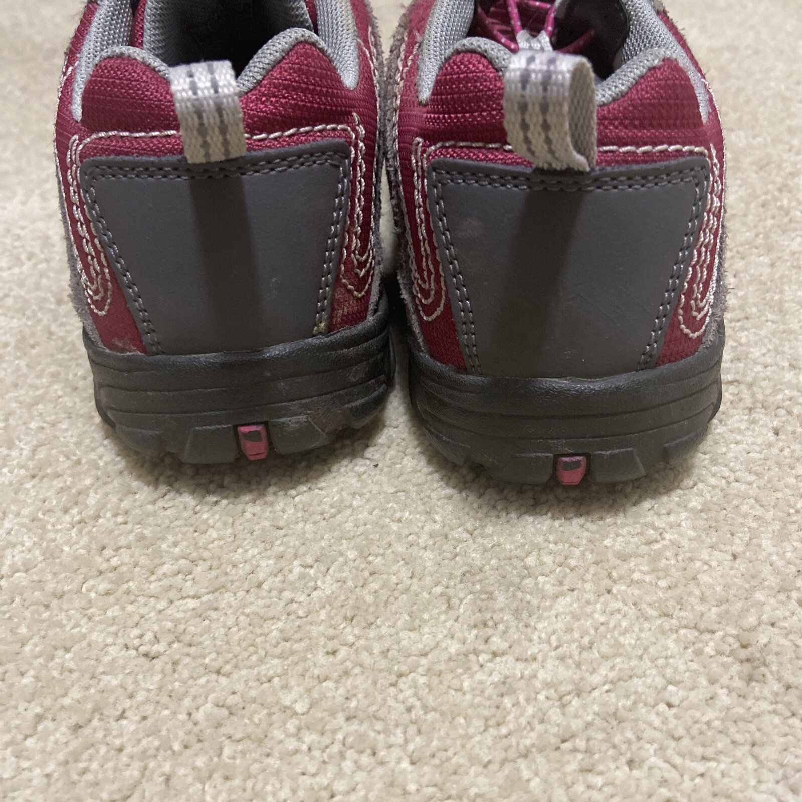 KEEN Scarpe basse da trekking basse impermeabili Koven da donna giovani 1011913 rosa grigio taglia 6