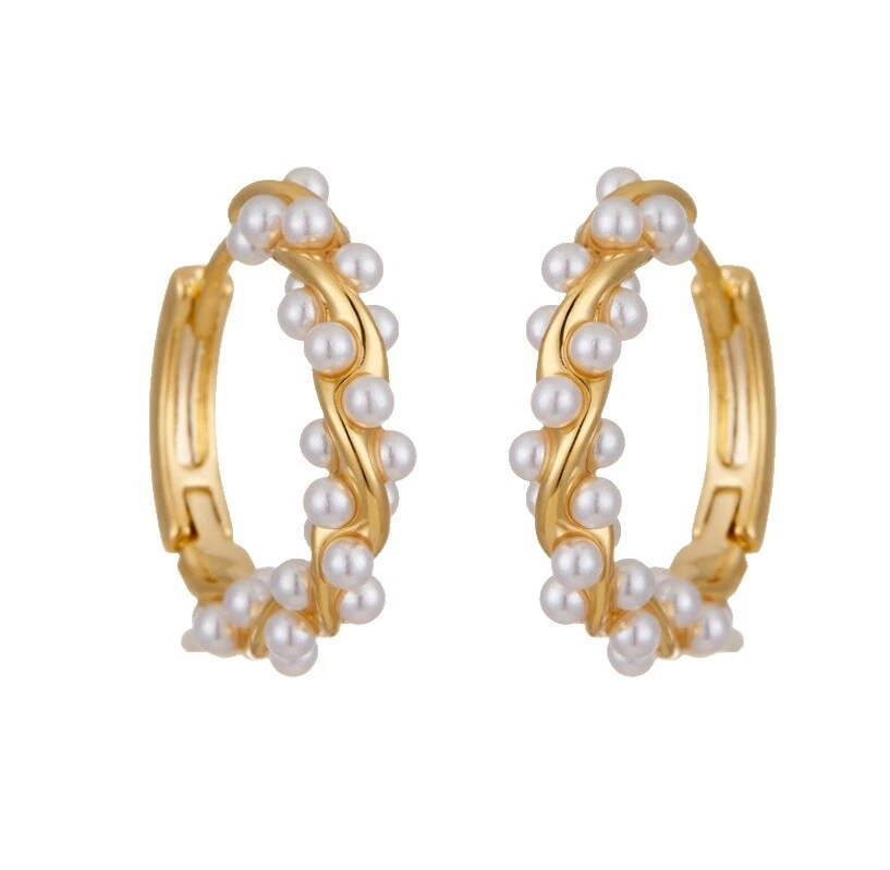 Shell Pendientes de Moda Aro Chapado en Oro Amarillo