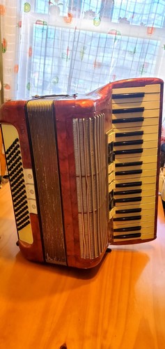 ACORDION Hohner TANGO IIM